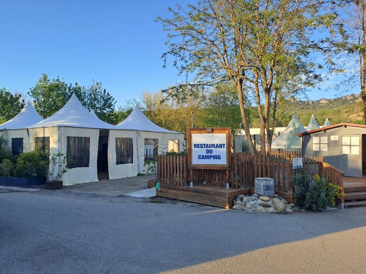 Hotel Chalet pour 5 personnes équipé sur emplacement ombragé Foix Exterior foto