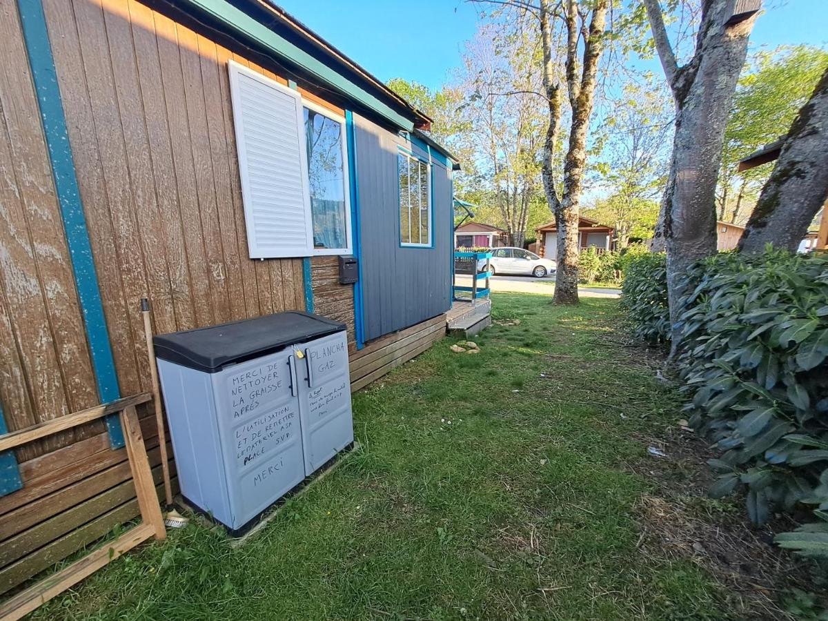 Hotel Chalet pour 5 personnes équipé sur emplacement ombragé Foix Exterior foto